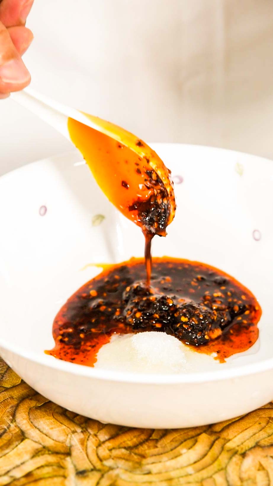 麻辣烫怎么做好吃麻辣底料配方,想吃麻辣烫不知道该怎么做