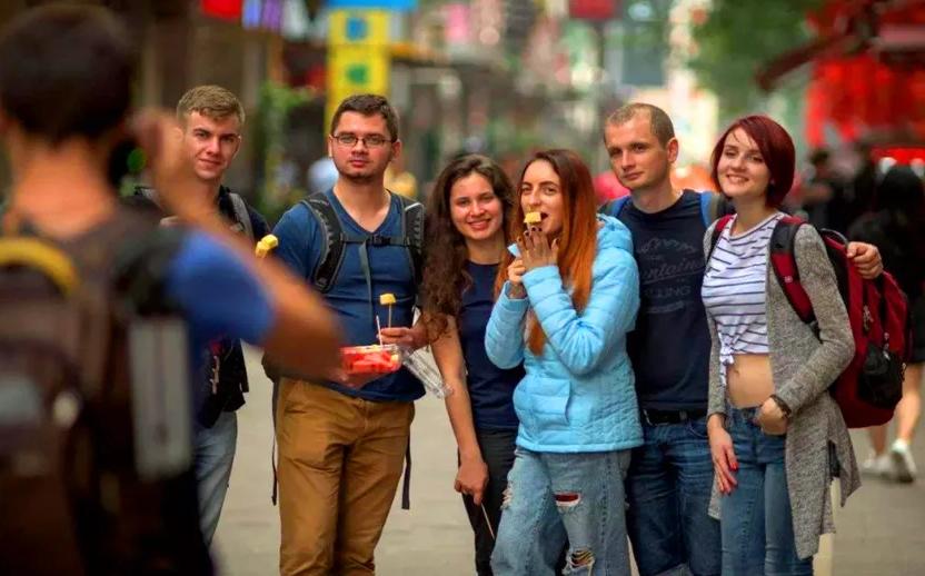 乌克兰在哭泣：屡禁不止的非法*交性**易，带来的影响到底有多大？