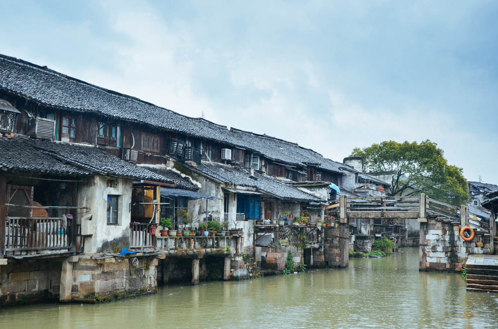 阴雨连绵不出门,乌镇阴雨绵绵