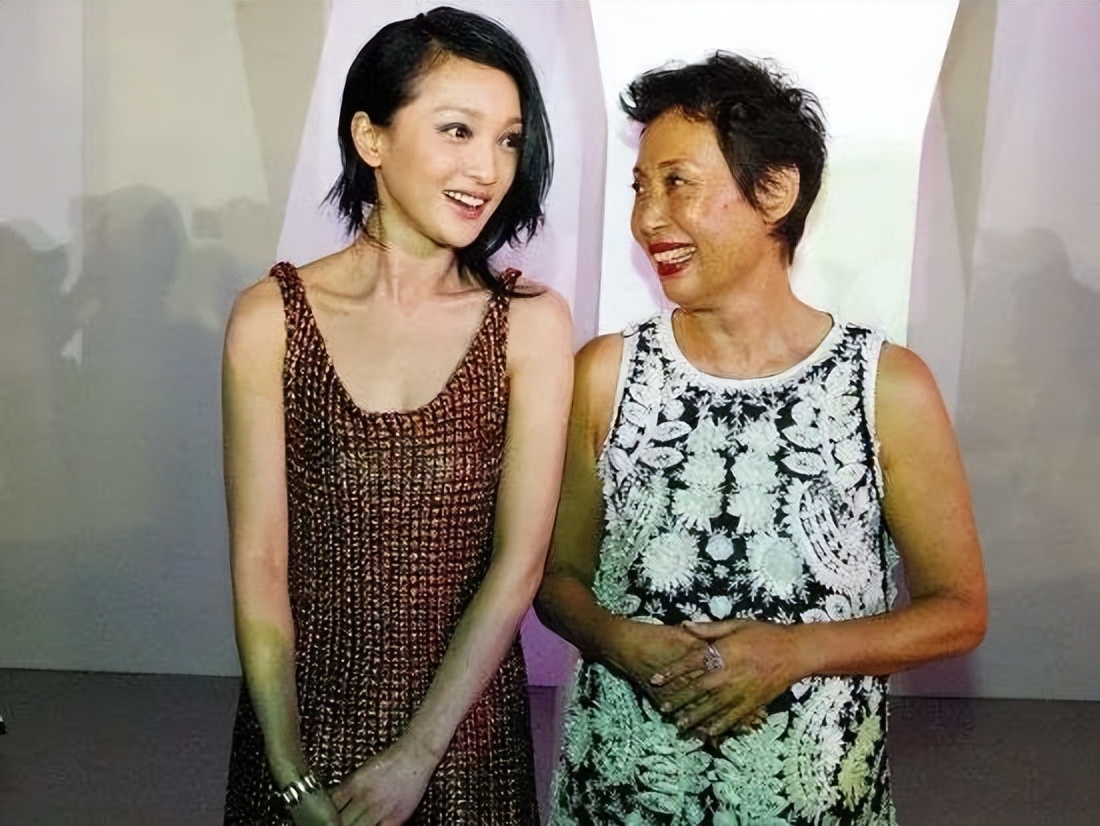 何超琼豪门婚姻,何超琼朋友圈