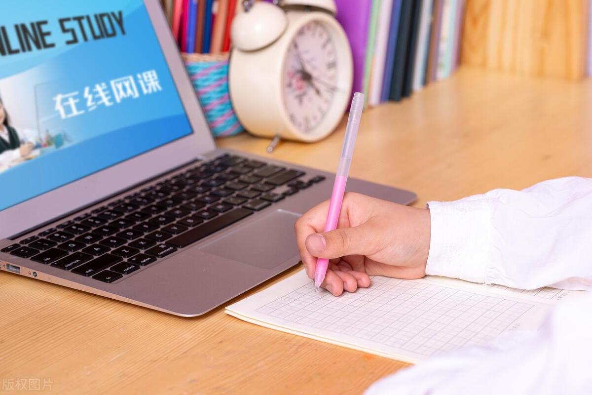 消费降级下什么行业赚钱,消费降级的条件下的商业模式