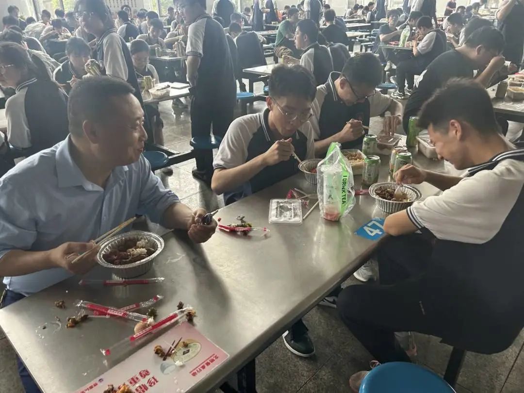 曾都一中2011届,随州曾都一中毕业典礼