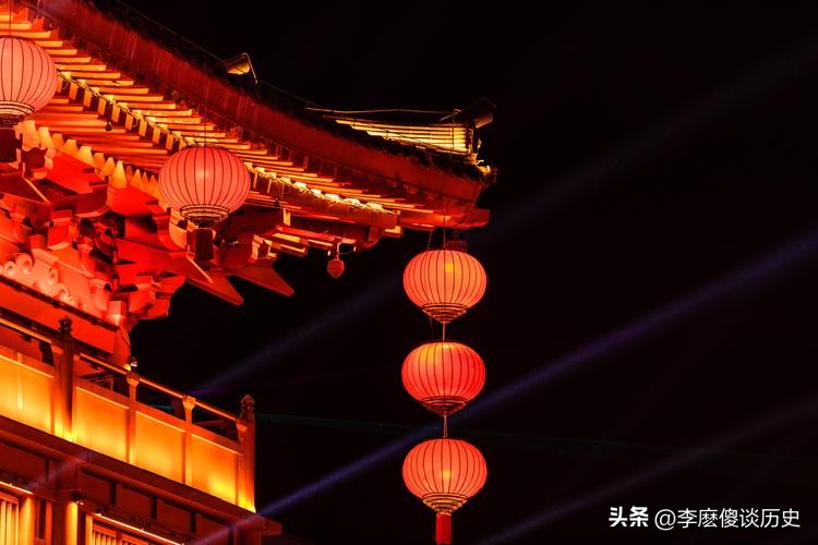 大唐不夜城是如何吸引游客的,大唐不夜城是最值得去的古城吗