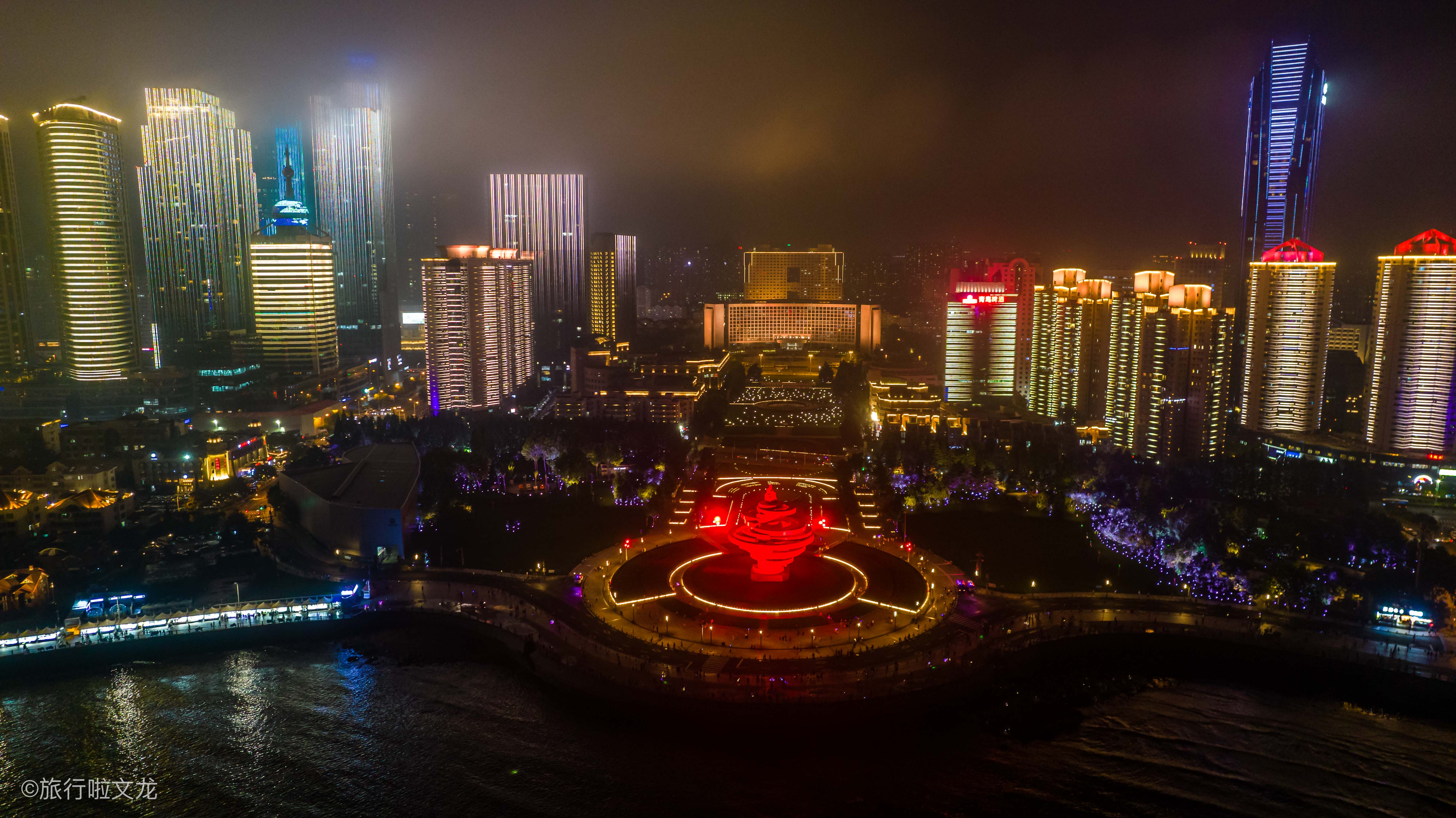 2021年国庆节青岛五四广场灯光秀,青岛灯光秀时间表2021五四广场