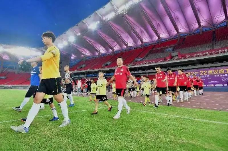 武汉市职工足球比赛,长江杯职工足球比赛视频