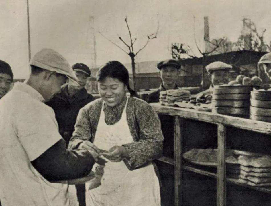 80年代下馆子意味着什么,70年代下馆子有多奢侈