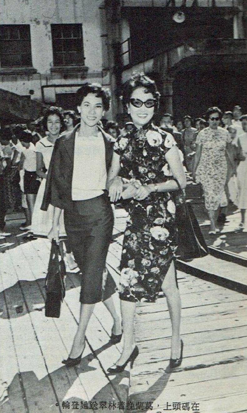 恋人妻、追青霞、混黑道、建豪宅，“武侠片之父”的江湖往事……