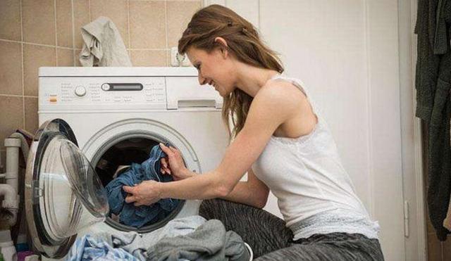 洗衣机家用买滚筒还是波轮的好,洗衣机买滚筒的好还是买波轮的好