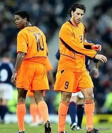 荷兰足球名将克鲁伊维特,足球记忆范迪克纪录片