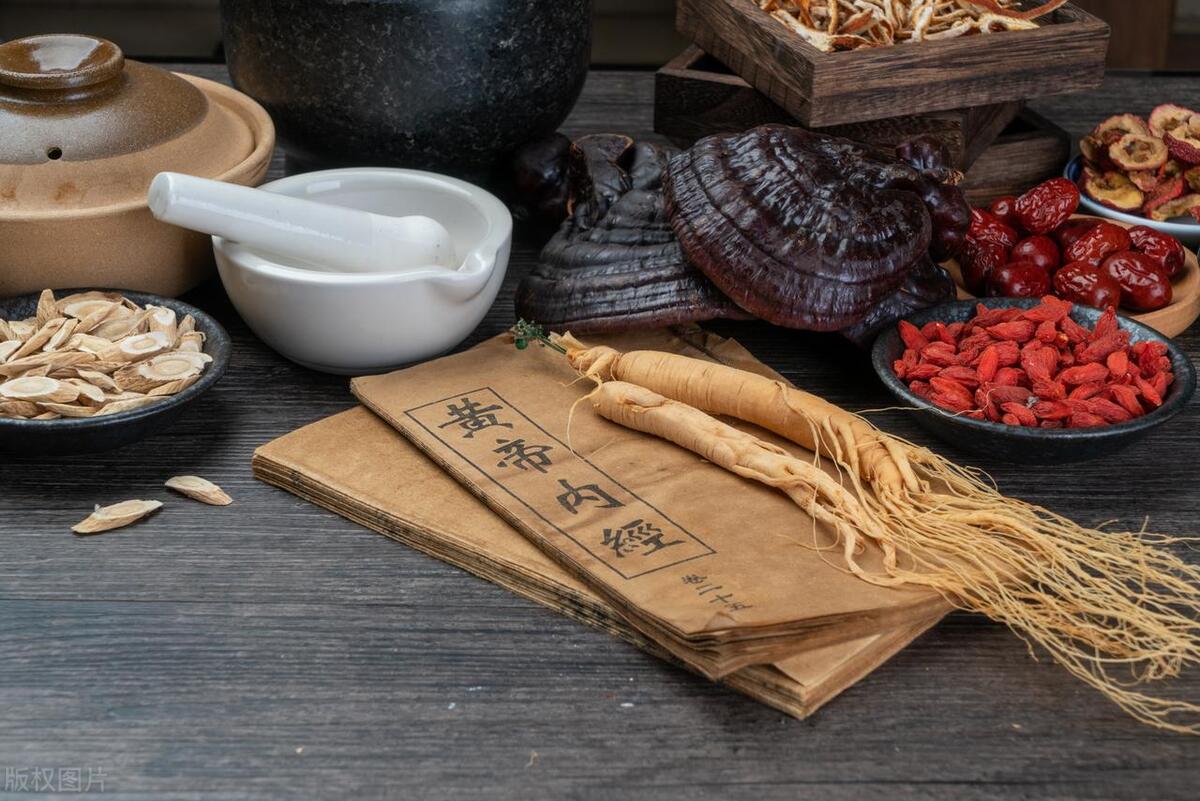 湿热蕴结三焦的经方,肝胆湿热和三焦湿热