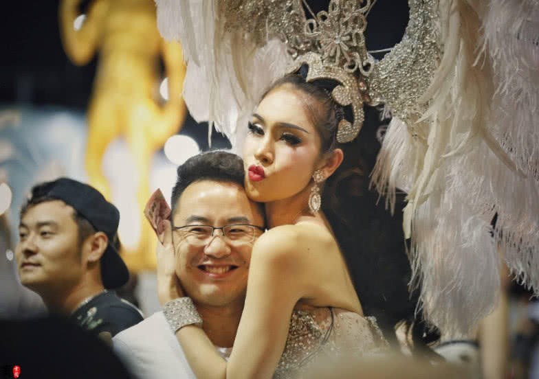 泰国底层人妖生活有多惨?揭秘从事风俗业的泰国人妖真实生活现状