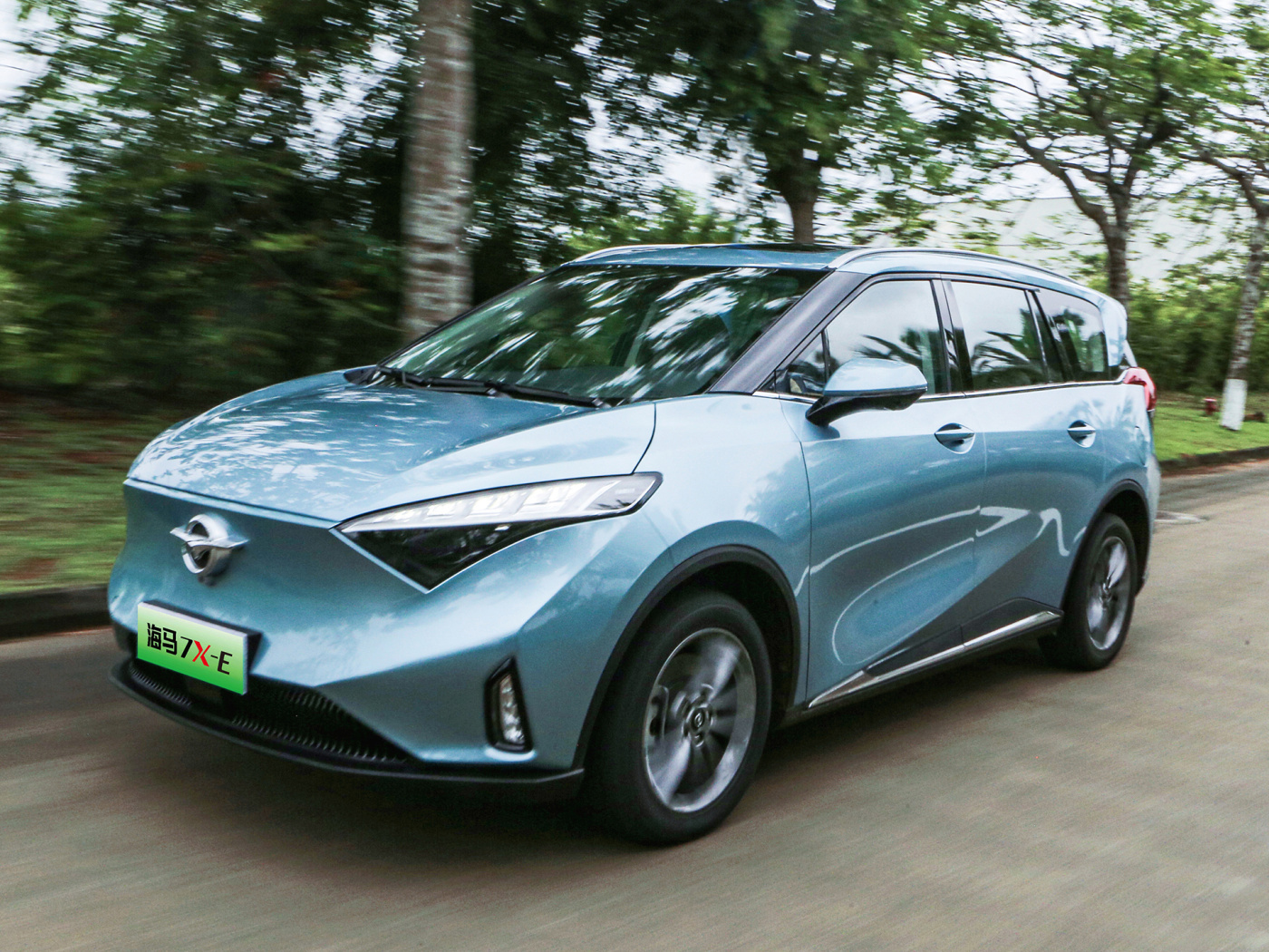 海马MPV新车曝光，2+2+3布局，不用烧油，续航510km带快充