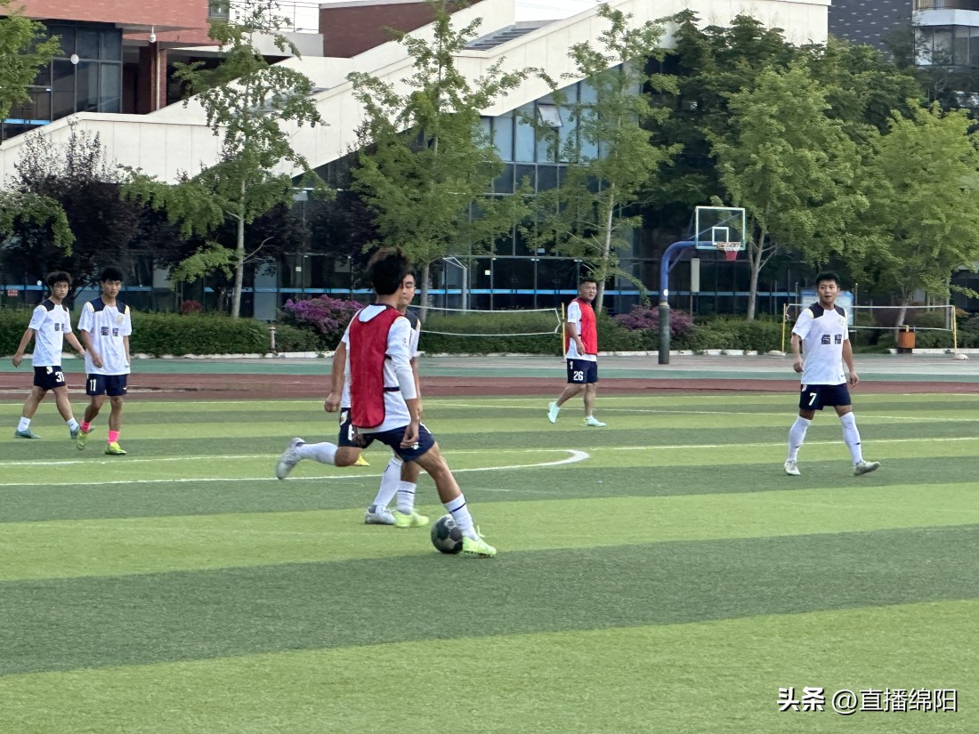 江油肥肠足球队,四川绵阳肥肠米粉