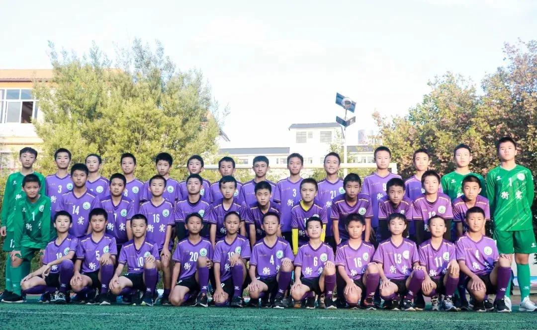 学习女足精神视频,中国女足踢球精神