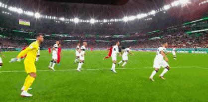 c罗在02年在韩国经历了什么,c罗韩国身份证