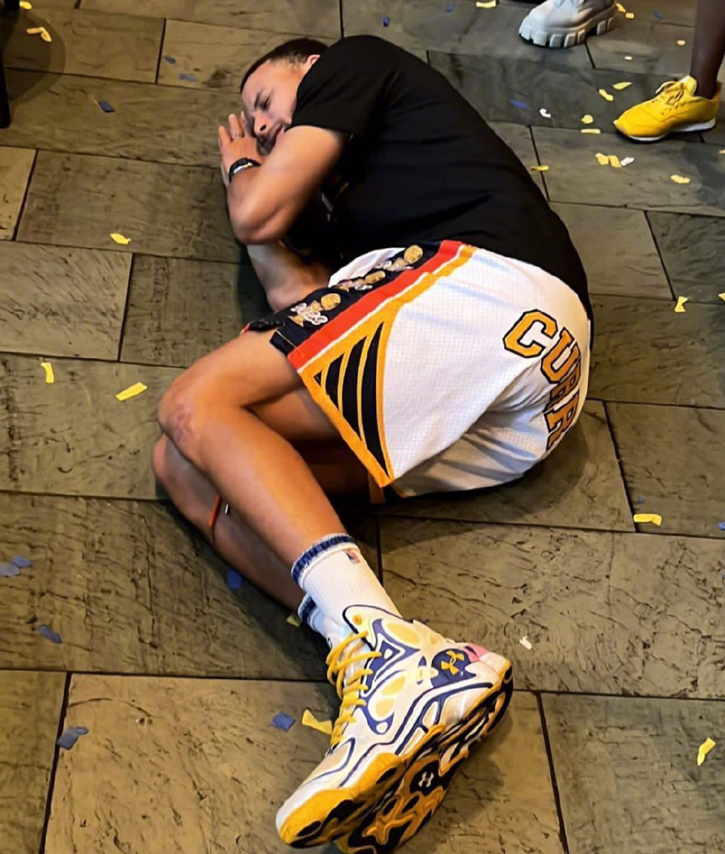 维金斯和汤普森最强nba,全明星直播维金斯