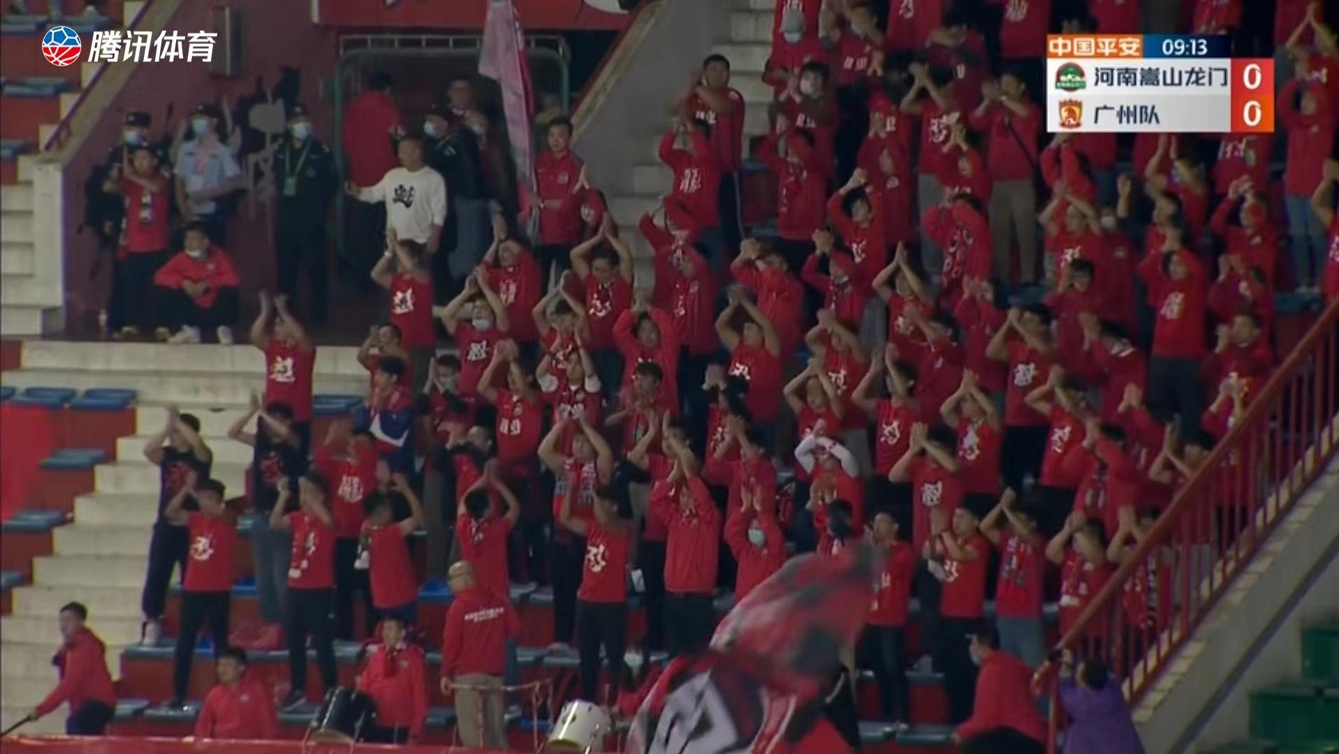 陈克强、吴少聪受伤流血，河南对阵广州上演精彩火爆的对攻大戏