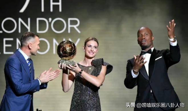 在足球上能和梅西“并尊”！她就是诺坎普新女王，安妞都要羡慕人