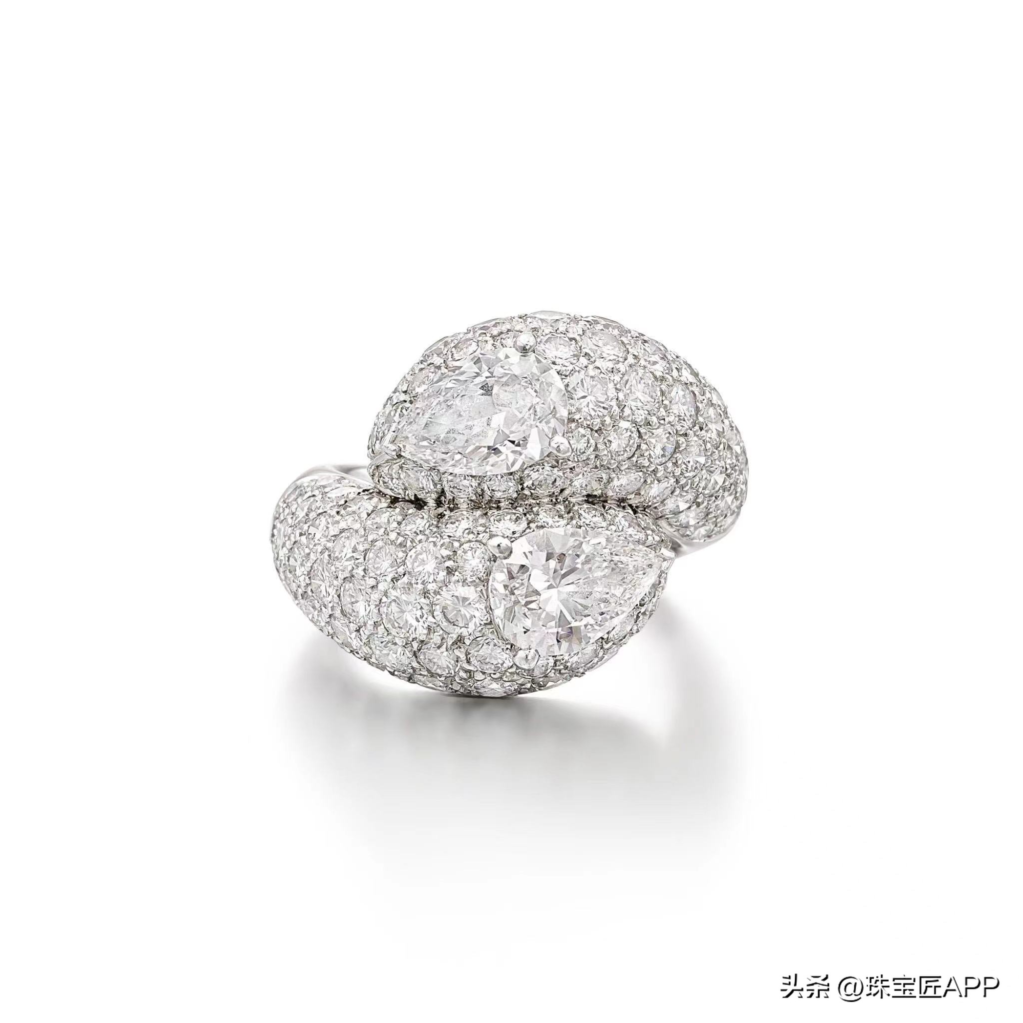 彩钻占C位，帕拉伊巴身价大涨！直击2023苏富比春拍【瑰丽珠宝2】