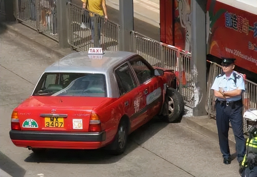 香港的士公司营业额,香港的出租车是个人的还是公司的