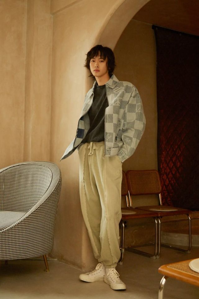 lv棋盘格贝壳限定版,lv棋盘格包包必买经典款直播