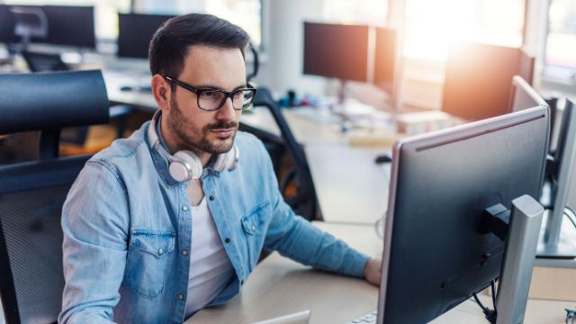 冷门门槛低铁饭碗工作有哪些,年薪20万的铁饭碗工作