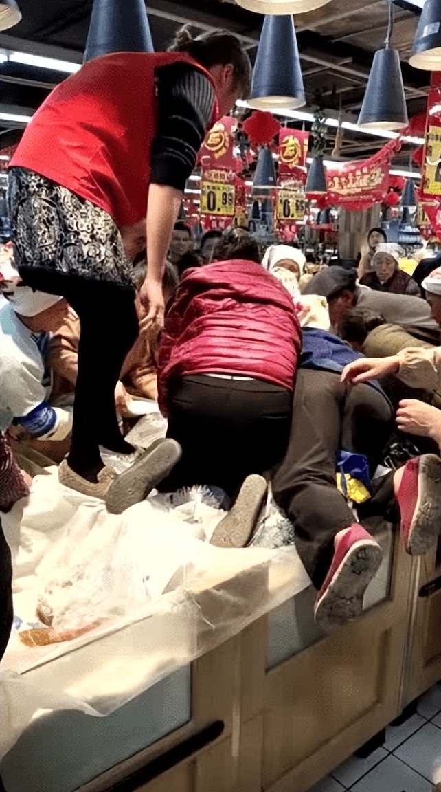 一颗话梅二十多，我们身边的刺客为何越来越多了？