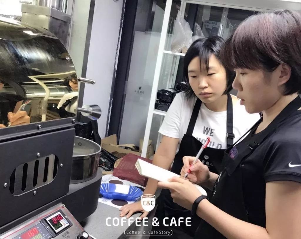 自己在家开咖啡店收入如何,低成本6万元开咖啡店