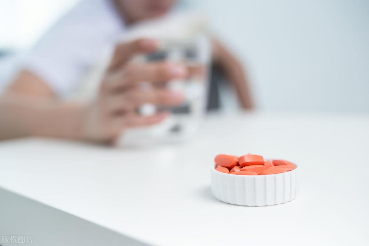 血压持续偏高吃降压药没用怎么办,靠升压药物维持血压还有救吗