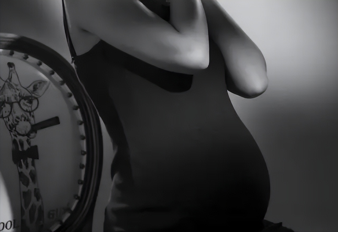 山东15岁女孩勒死母亲,女子勒死儿子案件江苏