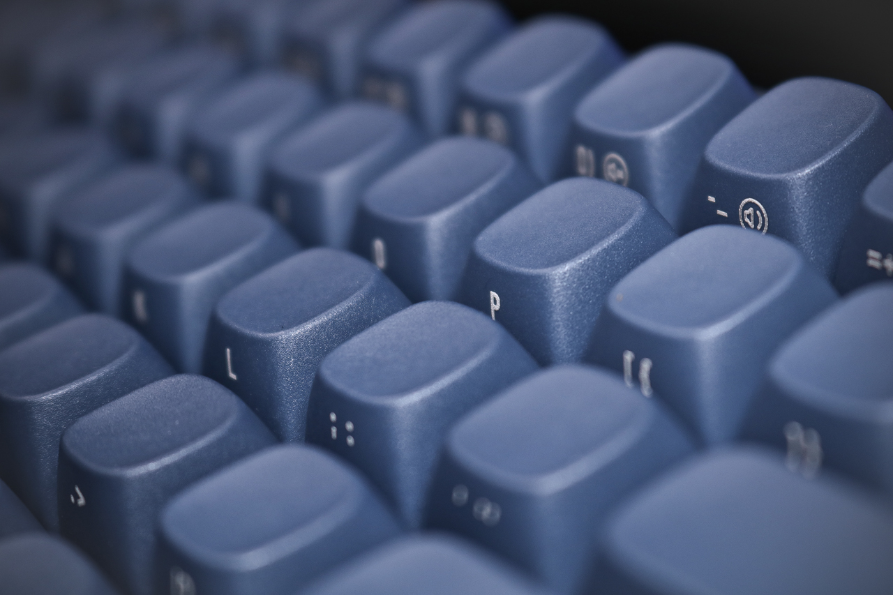 洛斐小翘机械键盘测评,洛斐小翘键盘推荐