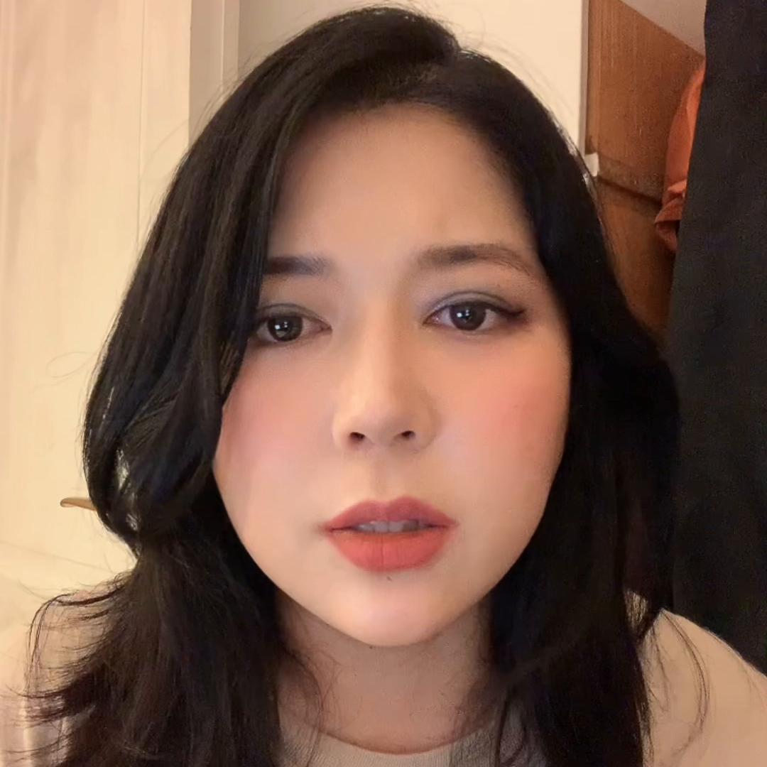 发疯是很多东亚家庭的沟通方式有时候人真的需要适当...