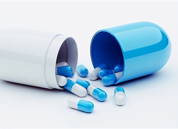 男人功能下降吃维生素几,中年男人补充维生素d