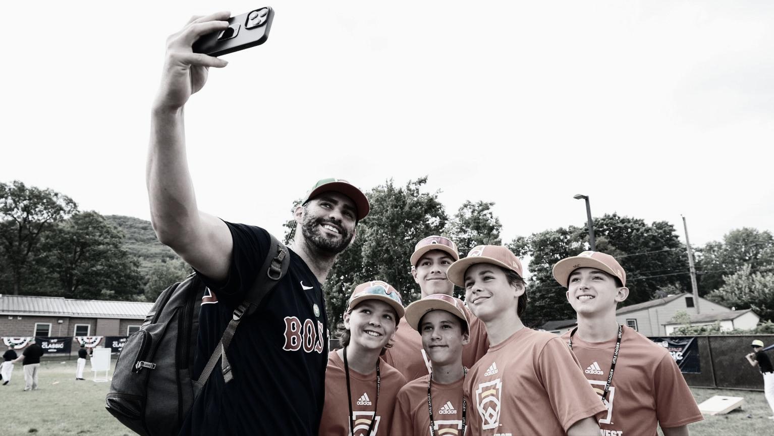 波士顿红袜队和mlb的故事,mlb纽约洋基队和波士顿红袜队区别