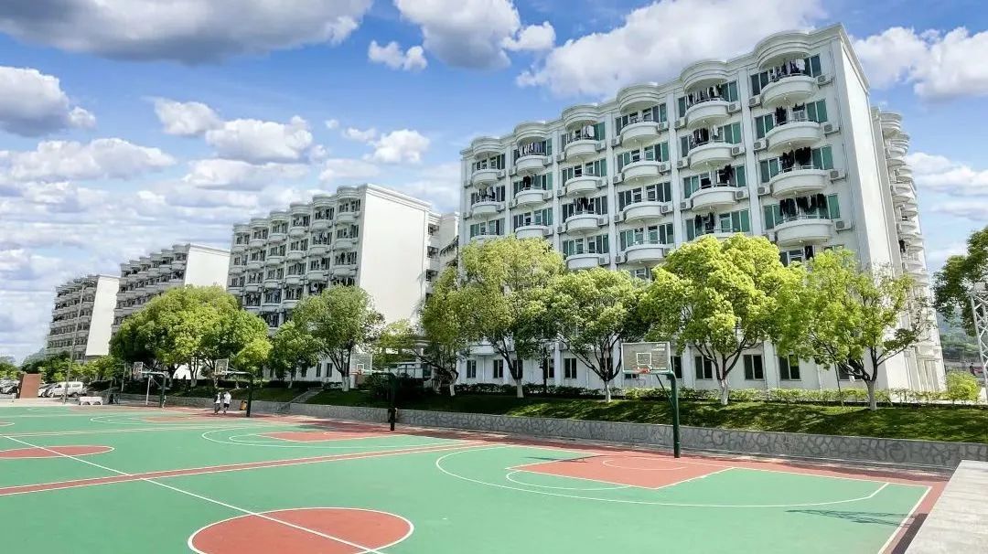 夏季高考放榜啦：记住上岸代码13928广州华立科技职业学院