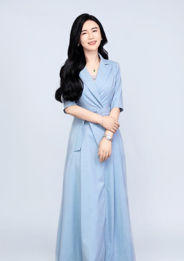 妮彩服装,妮彩服饰