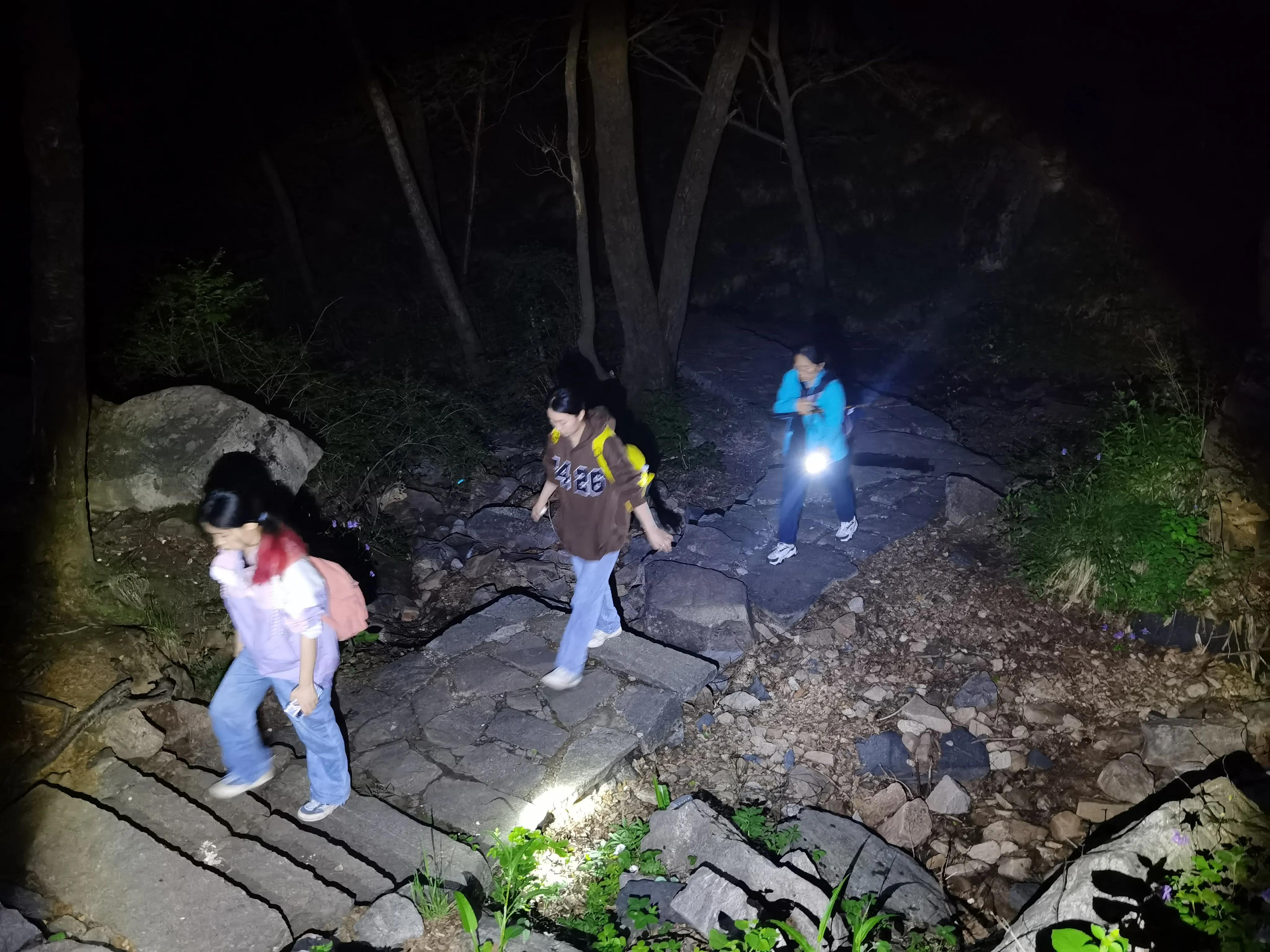 驼梁风景区爬多久,驼梁夜爬几点开始