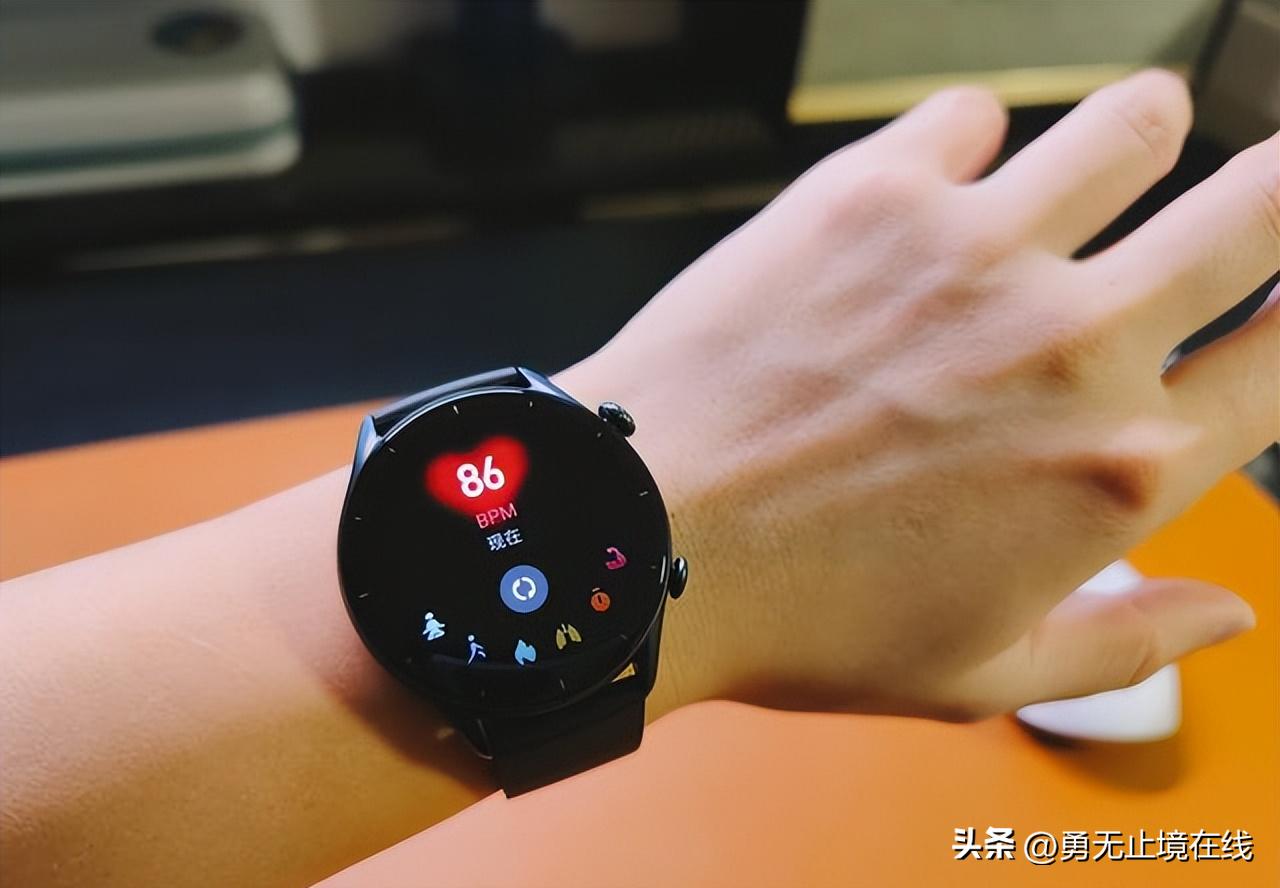 现在智能手表哪一款比较好,智能手表哪款手表比较好