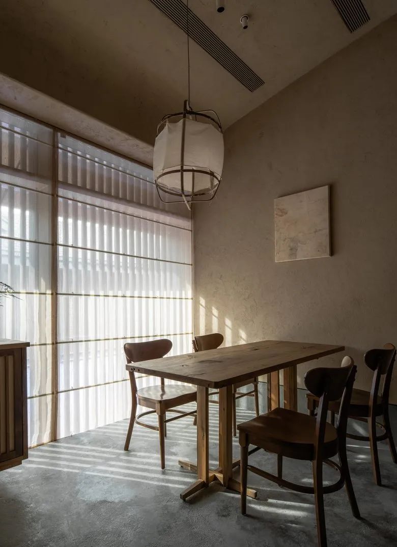 西城创意餐馆设计风格,新型餐馆造型设计