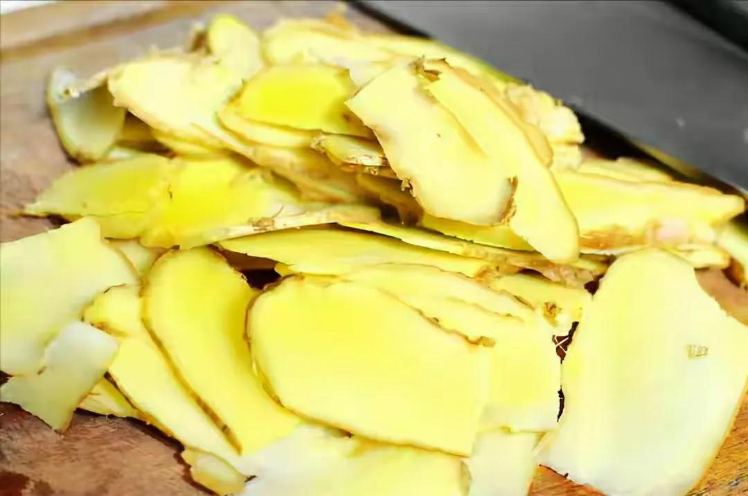 立夏过后姜怎么吃驱寒,立夏后多吃这四种蔬菜