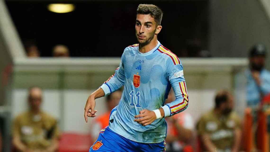 2022年世界杯球衣排名：卡塔尔的每一件球衣都被评估为加冕冠军