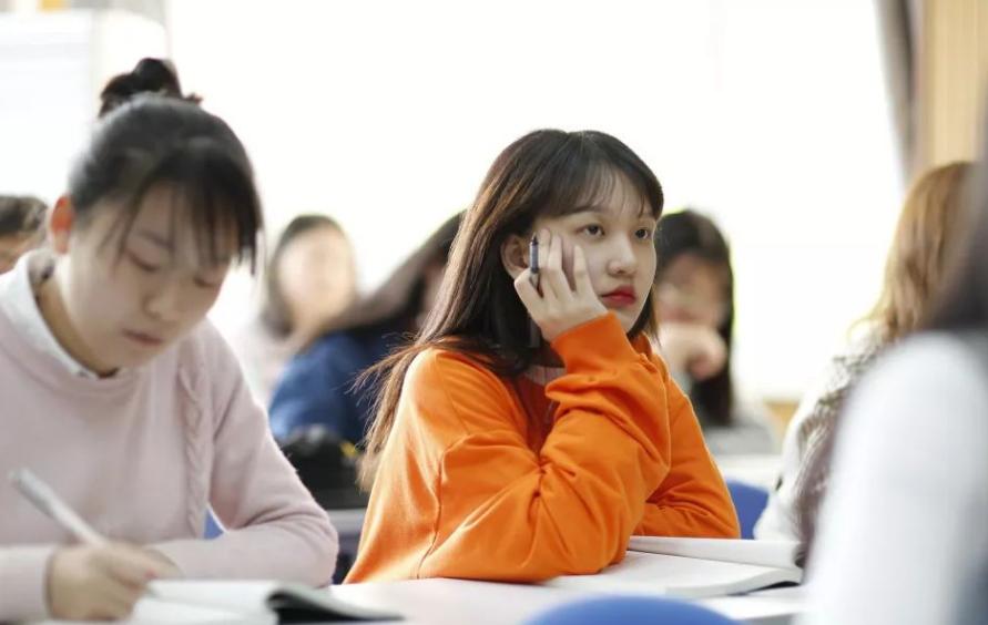 不同等级大学生活费,大学生活费段位