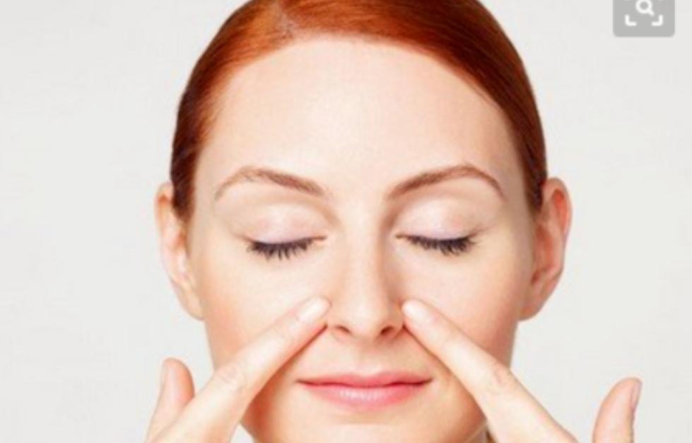 鼻炎鼻塞二个小妙招,三步让鼻子通气按摩手法