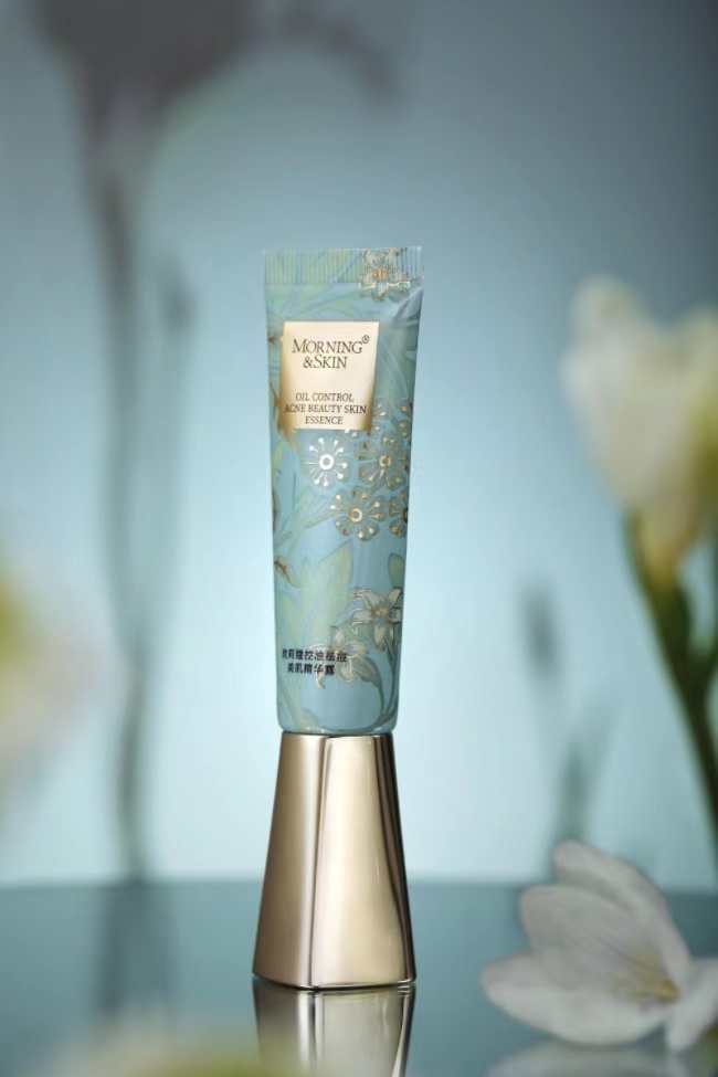 鐜帀钄荤鐥樻帶娌圭編鑲岀簿鍗庨湶鐢ㄦ硶,鐜帀钄绘姢鑲ゅ瑁呯帿鐟扮簿鍗庢补