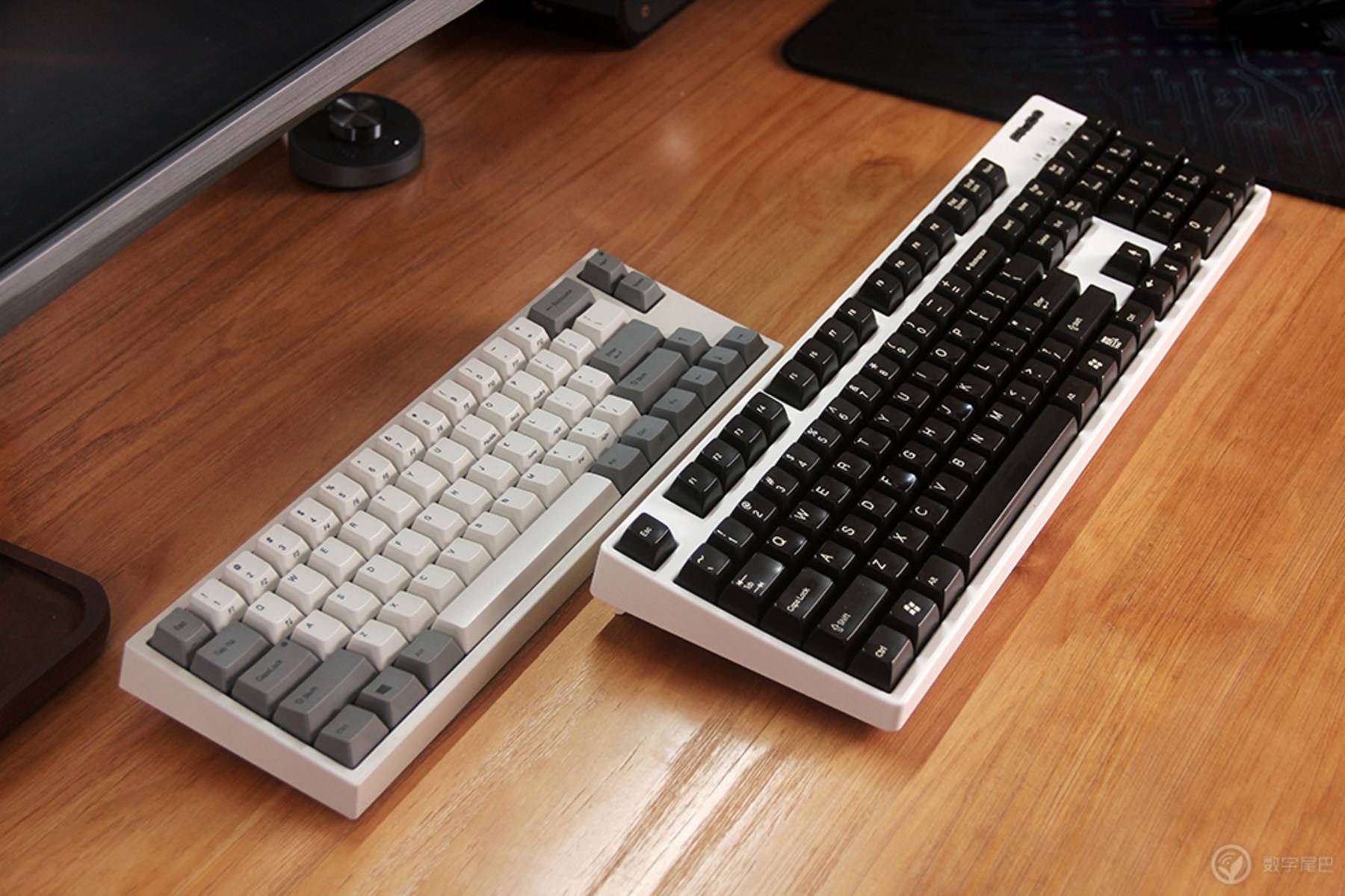 推荐几款高逼格电脑桌面,实用科技感很强的电脑桌面