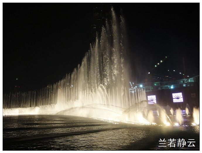 迪拜最豪华最大的商场,迪拜最大的购物中心视频