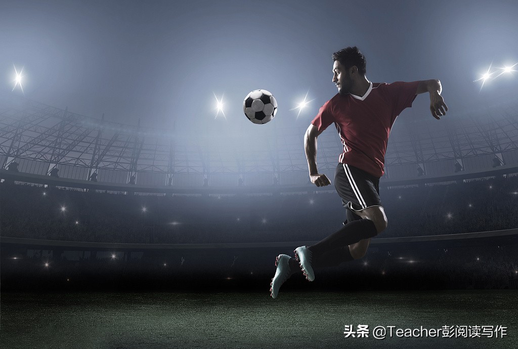 四个小朋友踢足球看图写话,四年级踢足球比赛