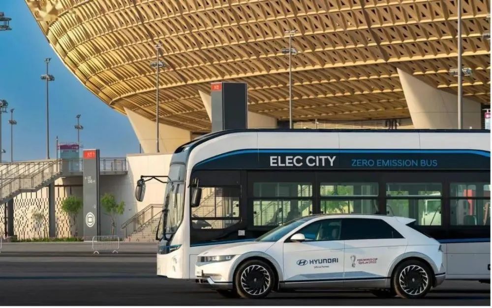 圆梦的代言人是谁,圆梦的原创角色叫什么