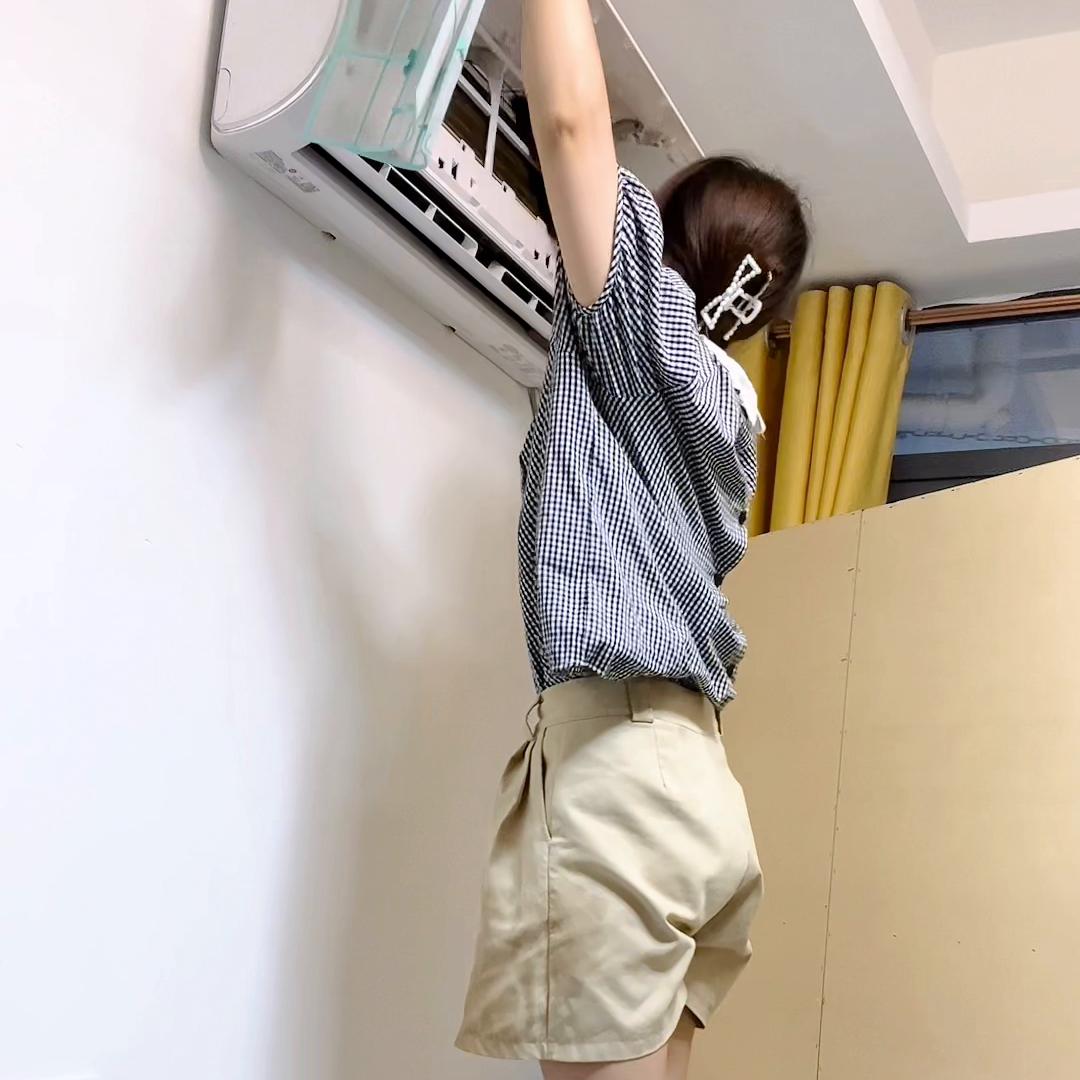 花了三个小时租了个民宿,花了300租的出租屋