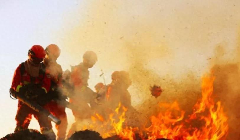 火焰山燃烧,火焰山熄灭的视频